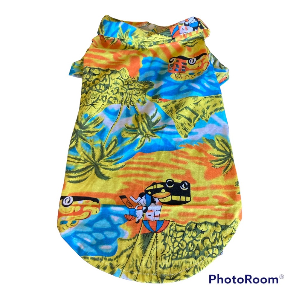 NWOT Hawaiian Collared T Shirt for small dogs or cats